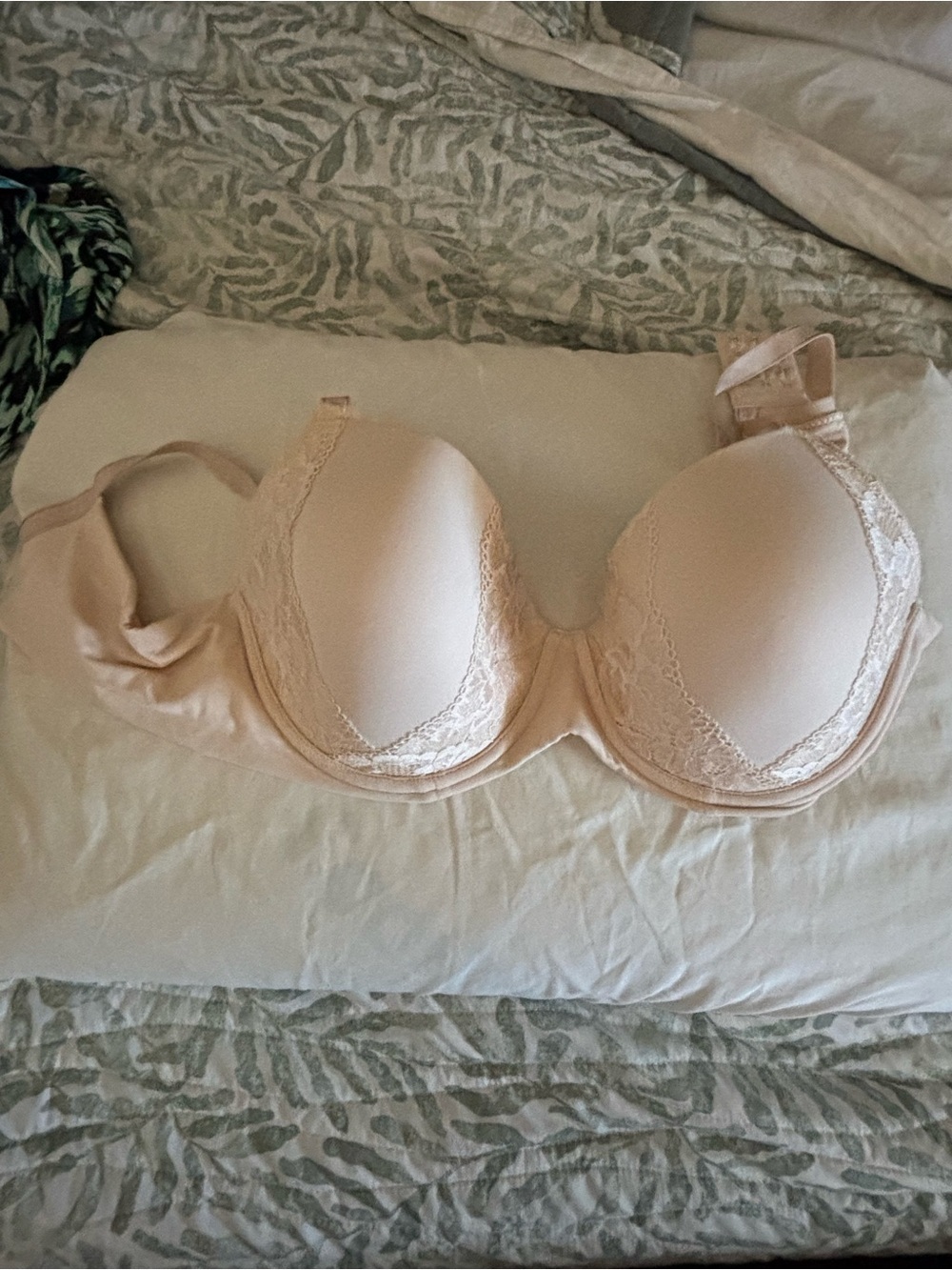 Soma Embraceable Perfect Coverage Lace Trim Bra